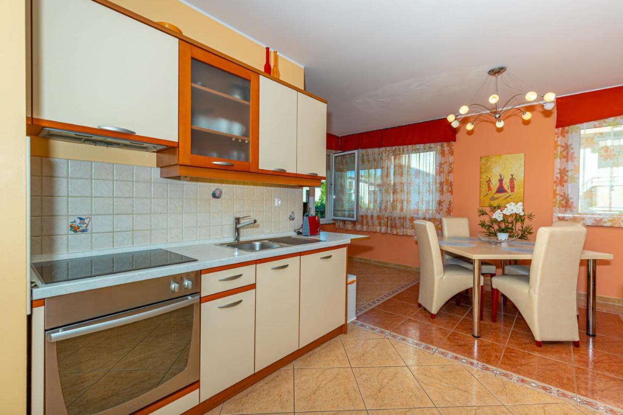 Apartman Rima Dramalj Exterior photo